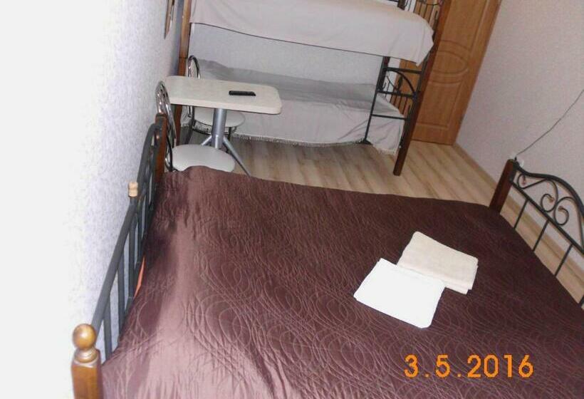 Quarto Quádruplo Estandar, Kharkov Citizen