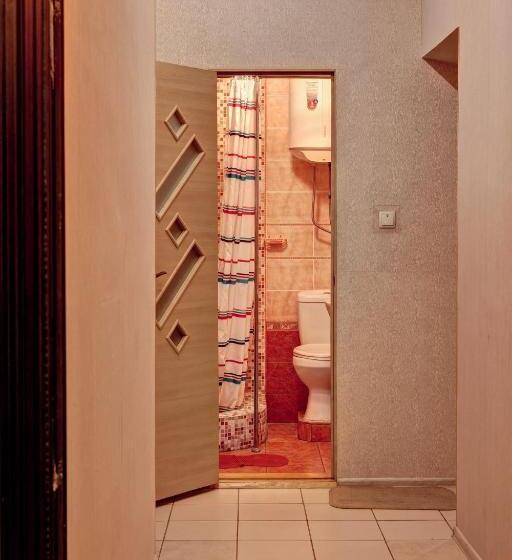 Quarto Quádruplo Estandar, Kharkov Citizen