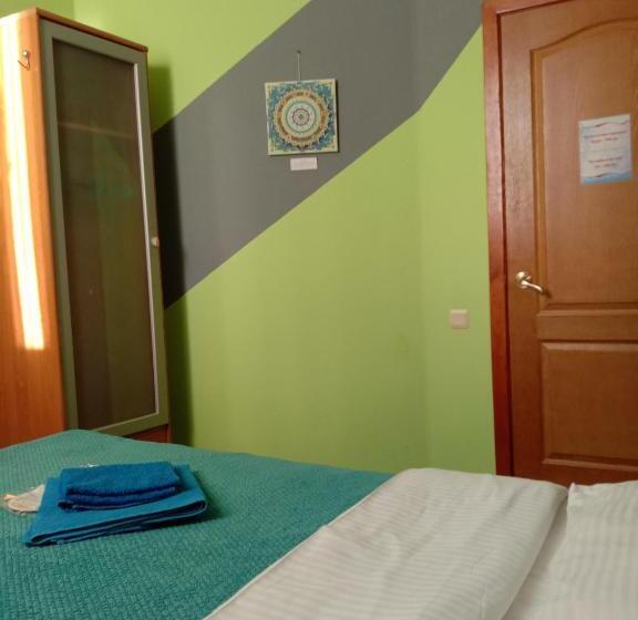 اتاق استاندارد با سرویس بهداشتی مشترک, Mini Hotel Ocean