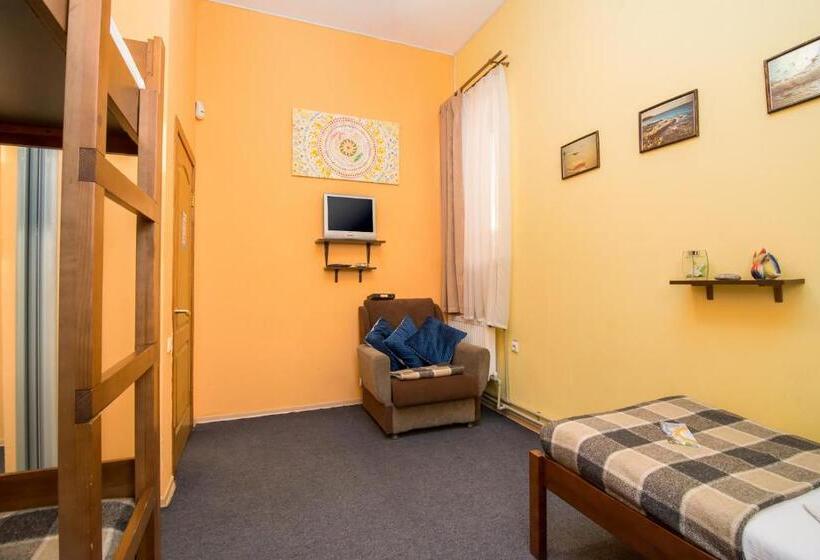 اتاق استاندارد, Mini Hotel Ocean