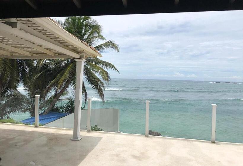 Вилла 1 Спальня Вид на Море, Galle Henna Beach House