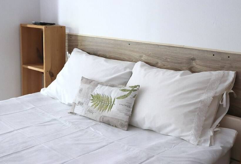 اتاق لوکس, Maison Blanche Kyiv City Center