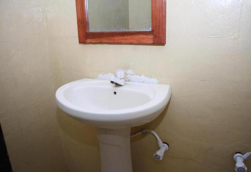 اتاق اکونومی, Banana Rest Sigiriya