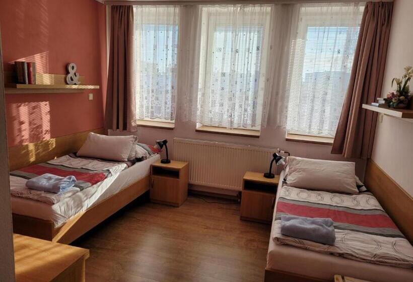 Номер Стандарт, Gól Prostějov