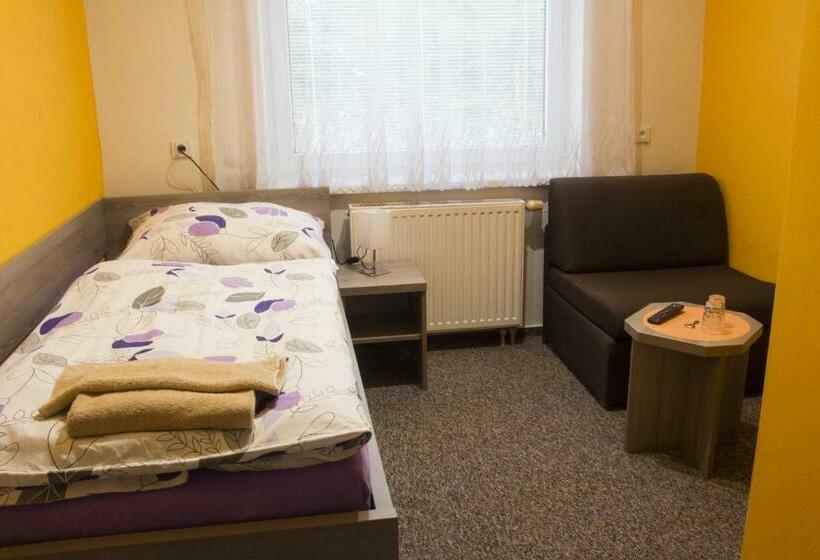 Номер Стандарт Индивидуальный, Motel Pávov