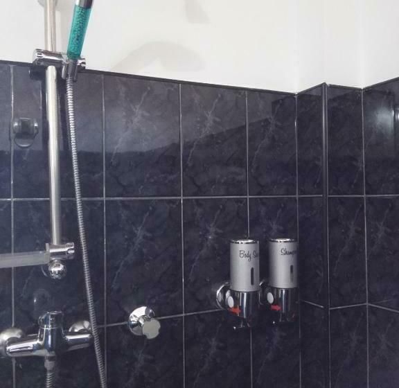 Quarto Estandar, The Oasis Villa