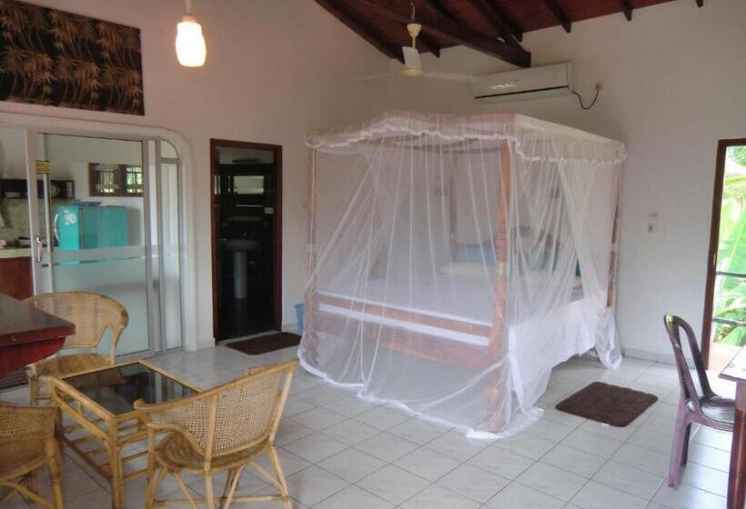 Quarto Deluxe, The Oasis Villa