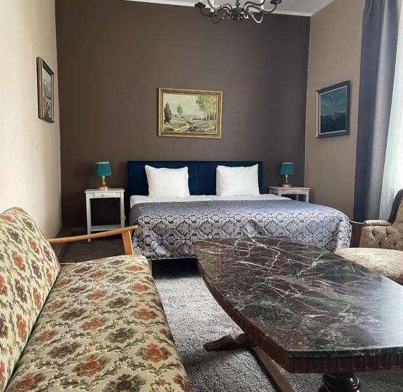 اتاق استاندارد سه نفره, Boutique Hotel Virkas Muiža