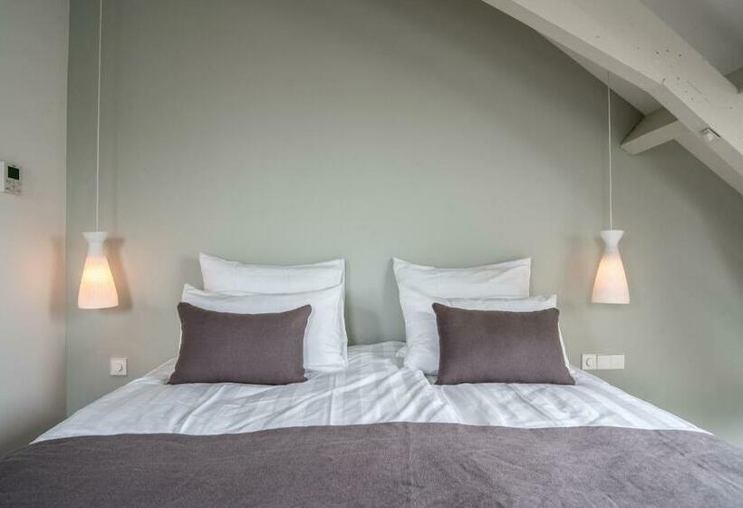 带大床的高级房间, Boutique Hotel De Witte Dame