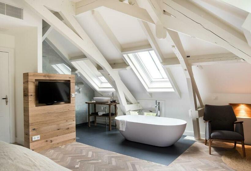 带大床的高级房间, Boutique Hotel De Witte Dame