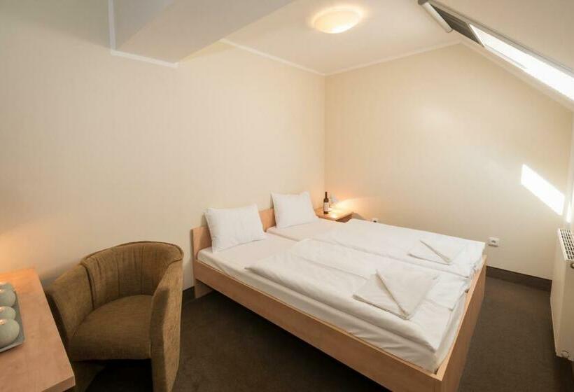 Номер Стандарт, Relax Hotel Stork