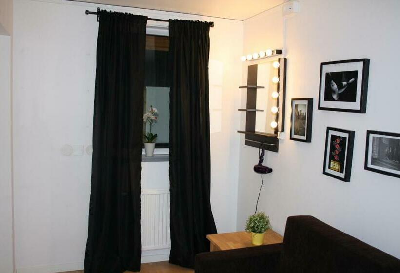 Quarto Estandar Banheiro Compartilhado, Uncle Joe's