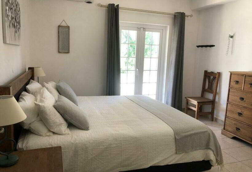 Номер Стандарт с Террасой, Casa Jardim Oasis