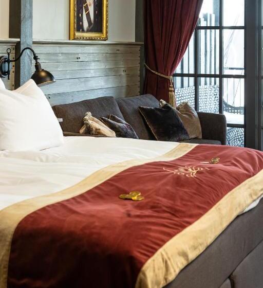 Семейный Номер Вид на Море, Daftö Resort