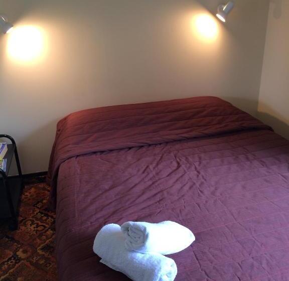 Апартаменты 2 Спальни, Ferry Motel