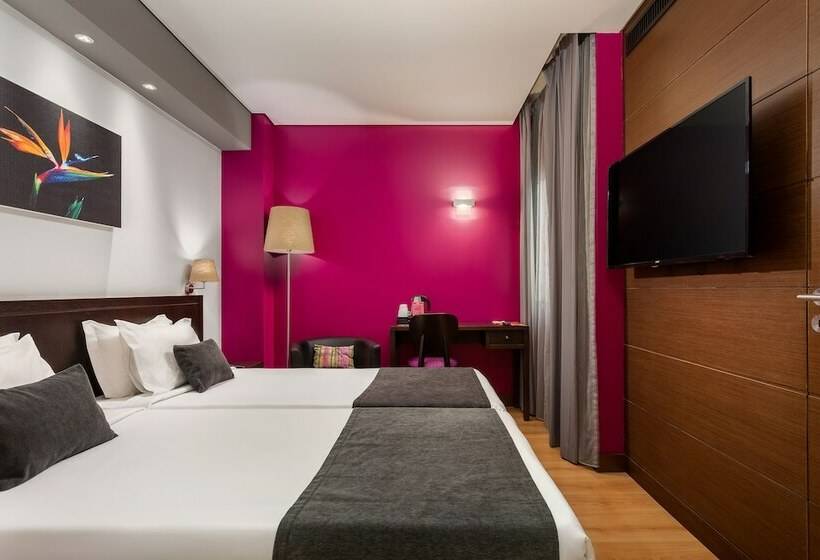 Habitación Estándar, Luena