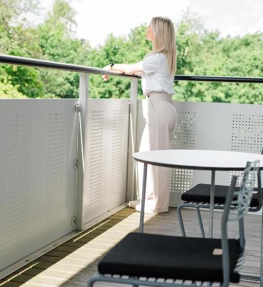 اتاق استاندارد با بالکن, Kiviks Hotell