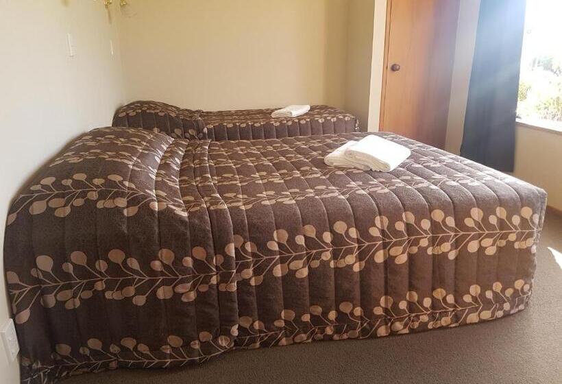 Номер Стандарт Трехместный, Mt Cook View Motel