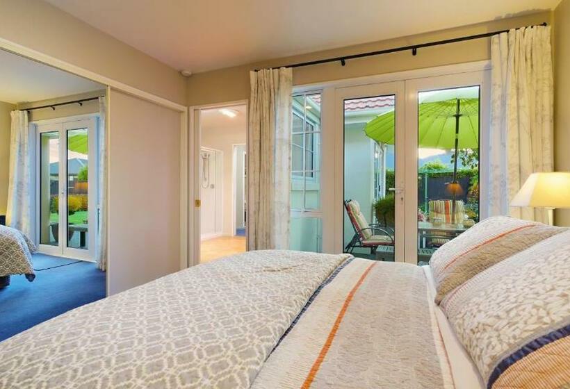 Люкс 2 Спальни, Olive House Bed And Breakfast