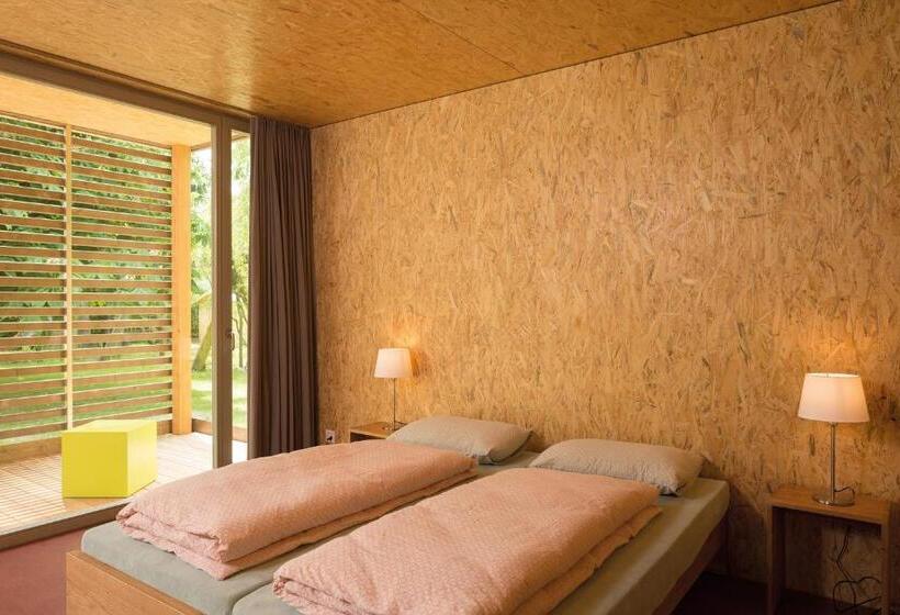 Номер Стандарт, Avenches Youth Hostel