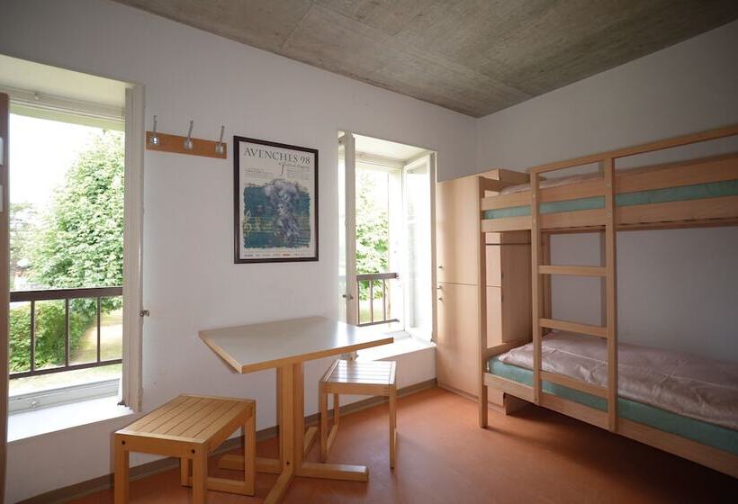 Номер Стандарт Совместная Ванная, Avenches Youth Hostel