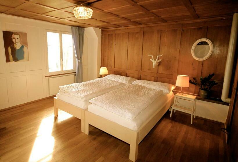 اتاق استاندارد با سرویس بهداشتی مشترک, Gasthaus Schlosshalde