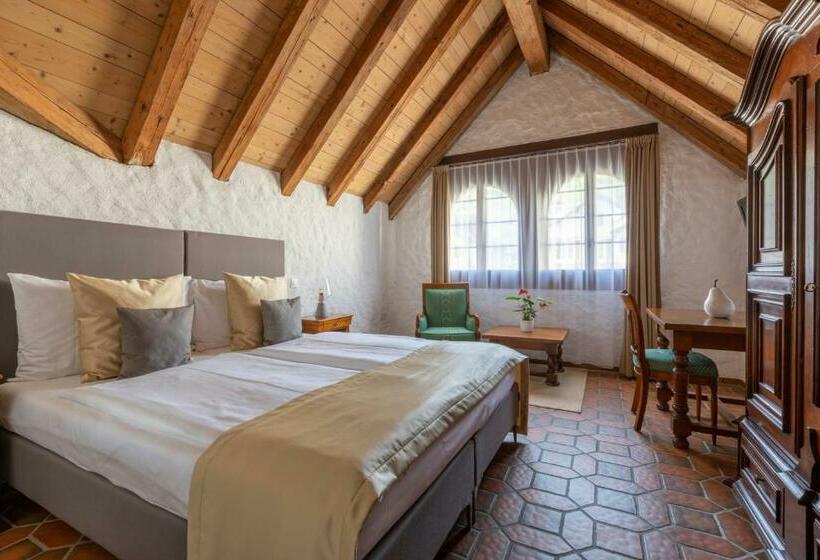 Номер Стандарт, Swiss Chalet Merlischachen   Romantik Schloss Hotel Am See