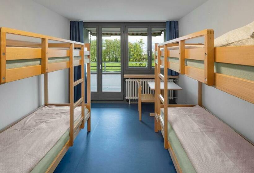 اتاق استاندارد چهار تخته, Rapperswil Jona Youth Hostel