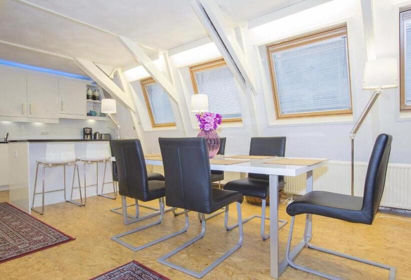Люкс, B&b Wladimir Studios
