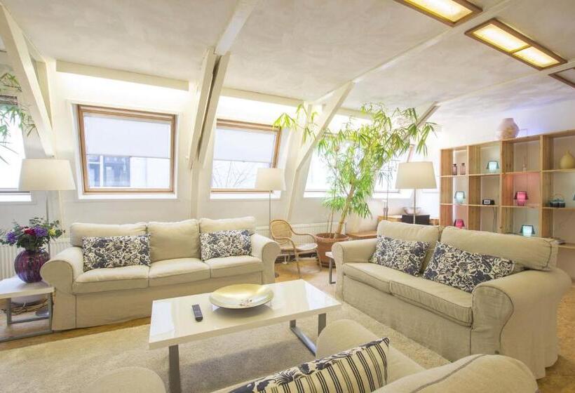 Люкс, B&b Wladimir Studios