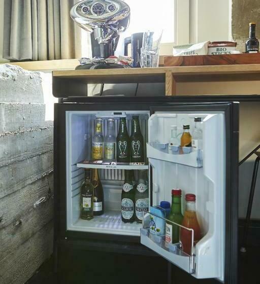 اتاق راحتی, The Duke Boutique