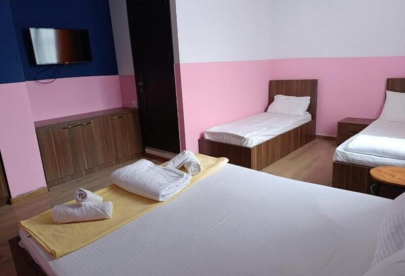 اتاق استاندارد چهار تخته, Allaturqa Hotel Hostel