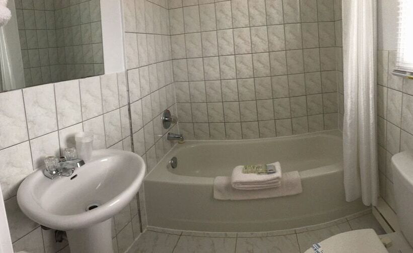 Номер Стандарт 2 Двуспальные Кровати, Motel Sainte Flavie
