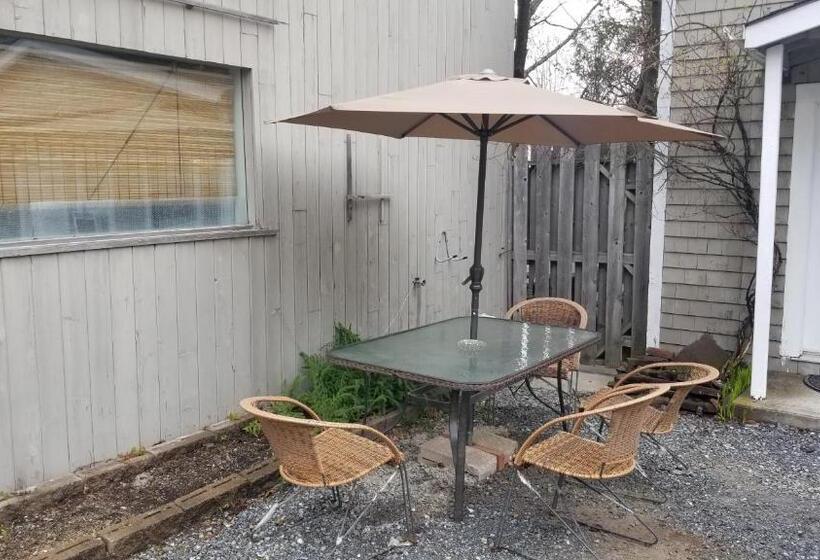 １ベッドルームハウス, Rothesay Motel