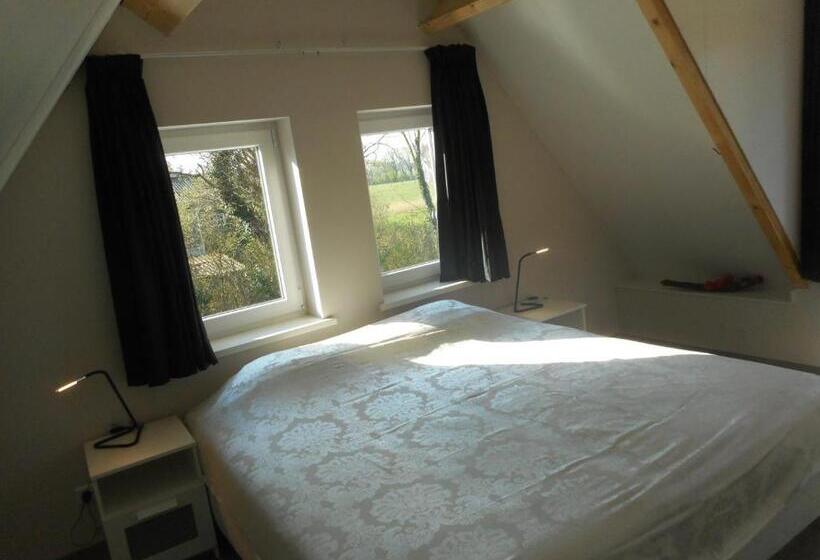 ３ベッドルームハウス, Seehotel Oostkapelle