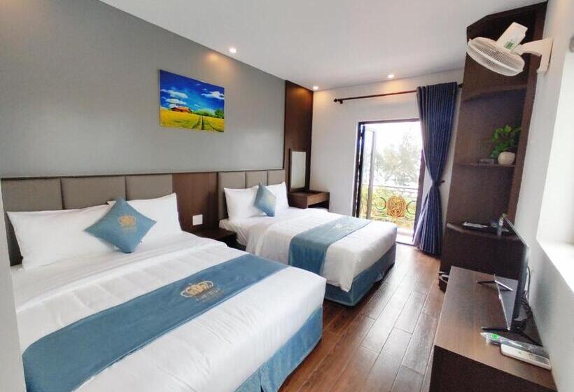 اتاق استاندارد چهارنفره با بالکن, Khách Sạn Louis Hotel Sầm Sơn