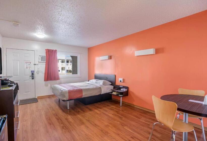 ダブルベッドスタンダードルーム, Motel Bo Camrose, Ab