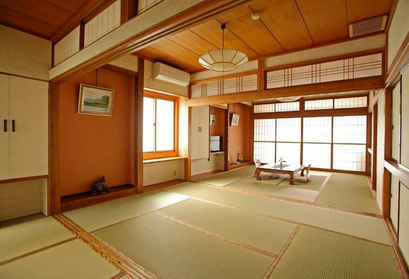 Номер Стандарт, Tsukasaya Ryokan