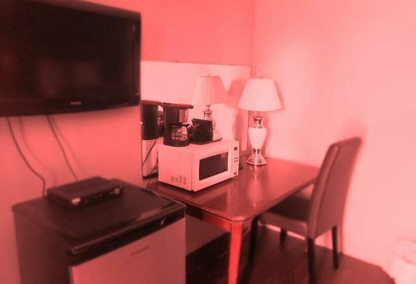 Номер Стандарт 2 Двуспальные Кровати, Wildwood Motel