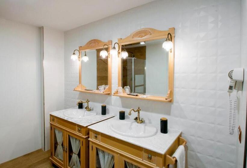 Люкс Deluxe Кровать Кинг, Habitaciones Premium Finca La Casona