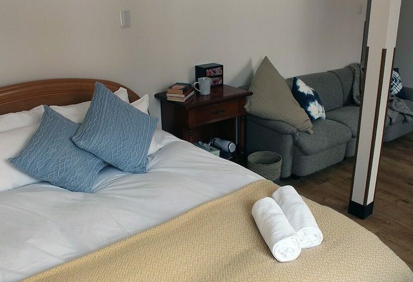 スタンダードシングルルーム, Lodge Romulus