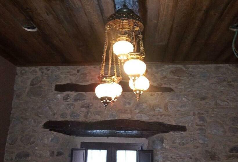 Номер Стандарт, Albergue La Medina De Camponaraya