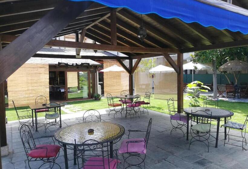 Номер Стандарт, Albergue La Medina De Camponaraya