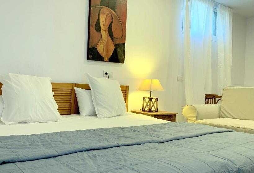 Студия Стандарт, At Home In Malaga Stay & Solo Travellers
