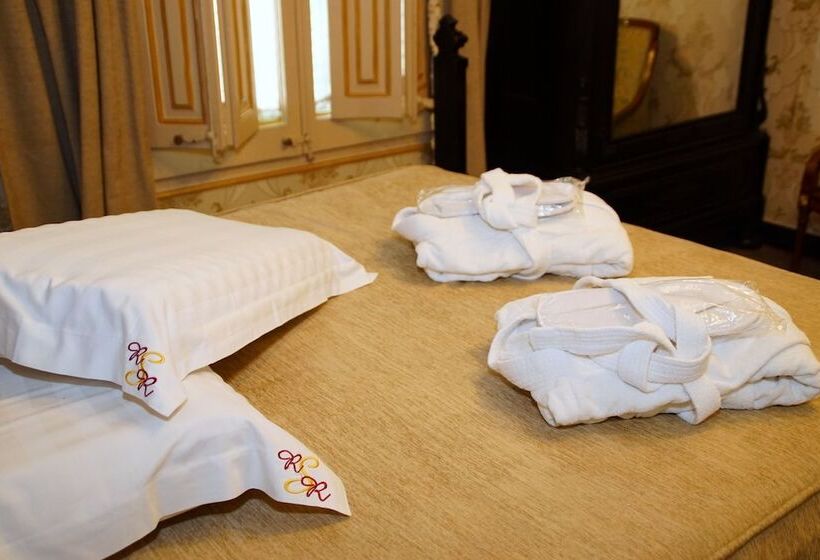 اتاق استاندارد, Sitges Royal Rooms