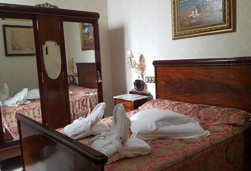 اتاق استاندارد, Sitges Royal Rooms