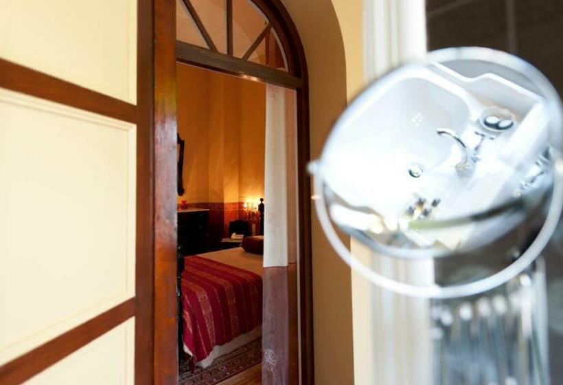 Номер Стандарт, Casa Ceremines