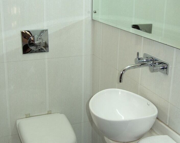 スタンダードルーム, Atithi Guest House