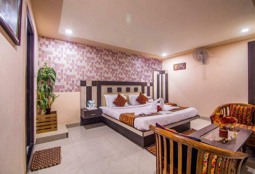 Номер Deluxe, Ganpati Palace