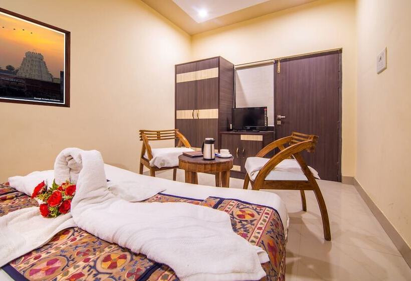 Номер Deluxe, Ganpati Palace